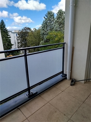 t3 à la location -   69190  SAINT FONS, surface 59 m2 location t3 - UBI445292180